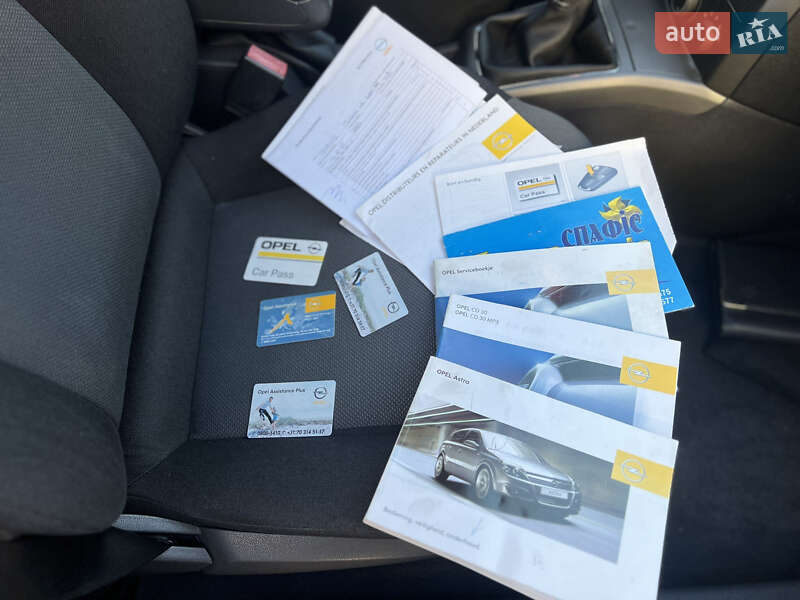 Универсал Opel Astra 2006 в Запорожье