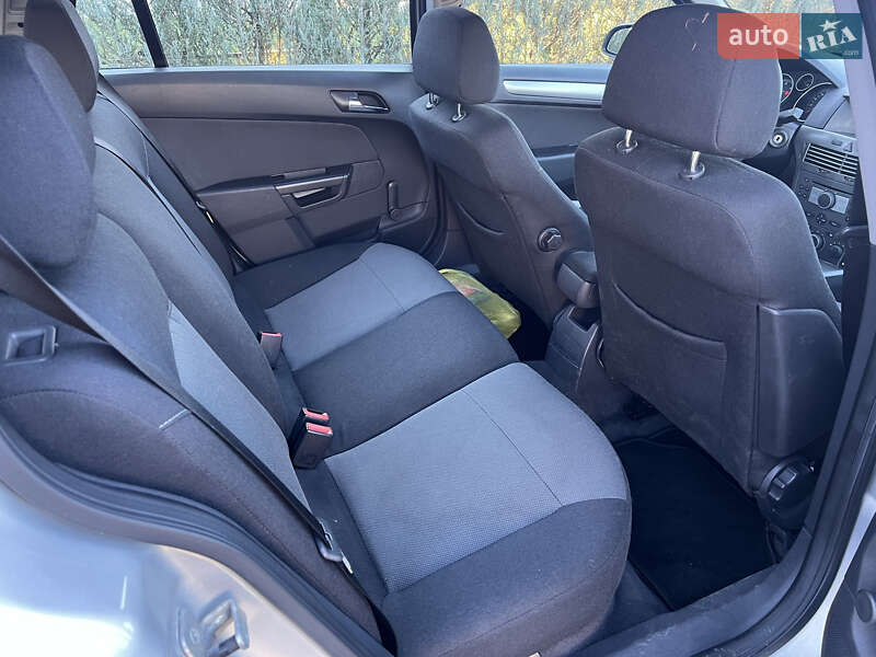 Универсал Opel Astra 2006 в Запорожье