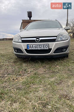 Универсал Opel Astra 2005 в 