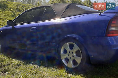 Кабриолет Opel Astra 2003 в 