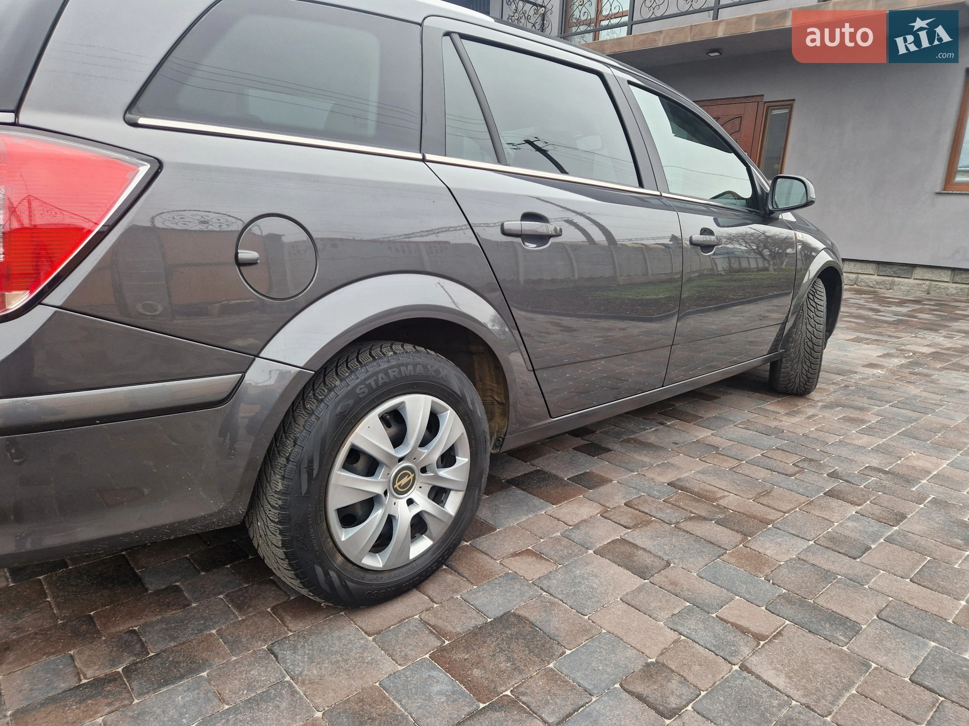2010 Opel Astra - мініатюра 11