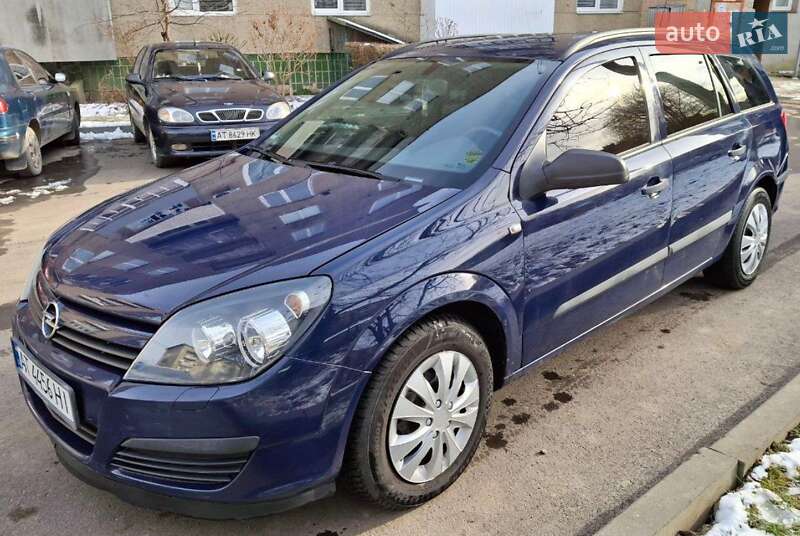 Універсал Opel Astra 2005 в Коломиї