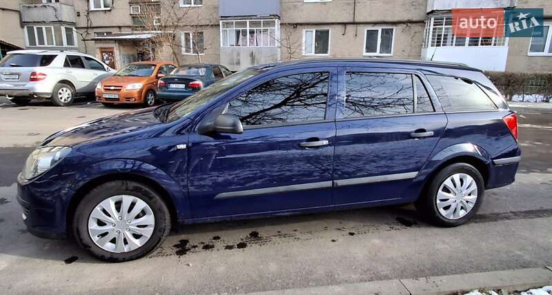 Універсал Opel Astra 2005 в Коломиї