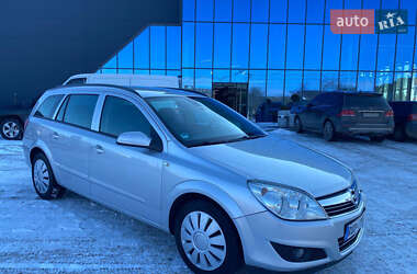 Універсал Opel Astra 2007 в Тростянці