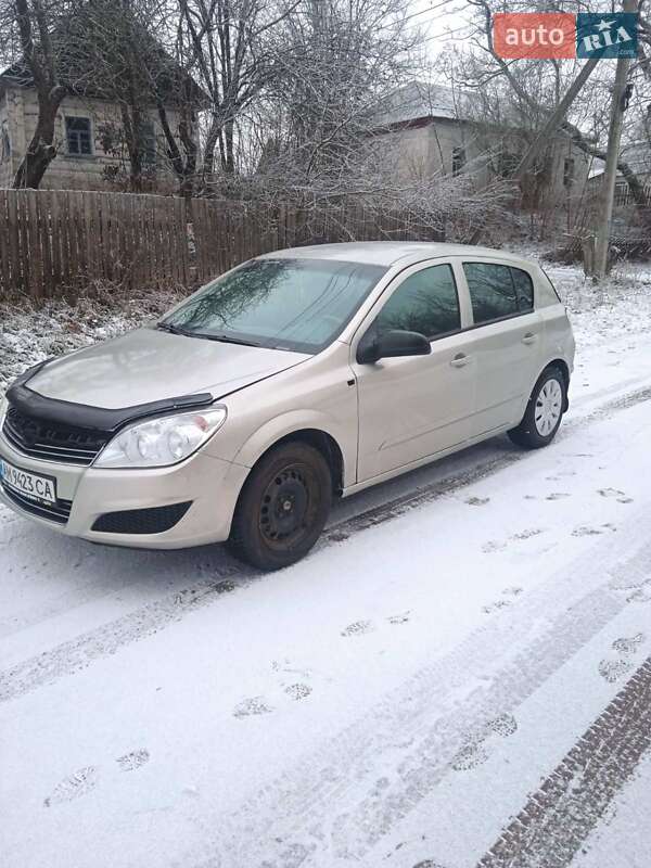 Хэтчбек Opel Astra 2007 в Житомире фото 3 Хэтчбек Opel Astra 2007 в Житомире
