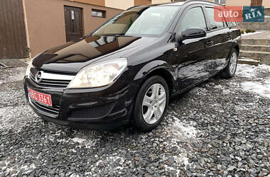 Универсал Opel Astra 2009 в Ровно