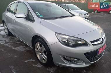 Хетчбек Opel Astra 2015 в Червонограді