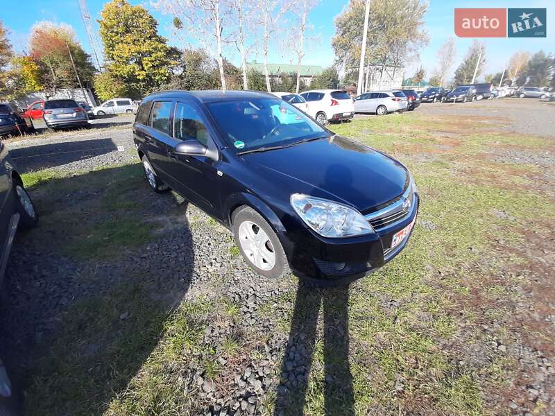Універсал Opel Astra 2009 в Луцьку