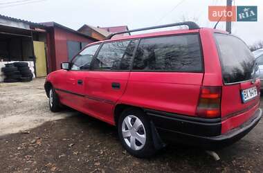 Универсал Opel Astra 1994 в 