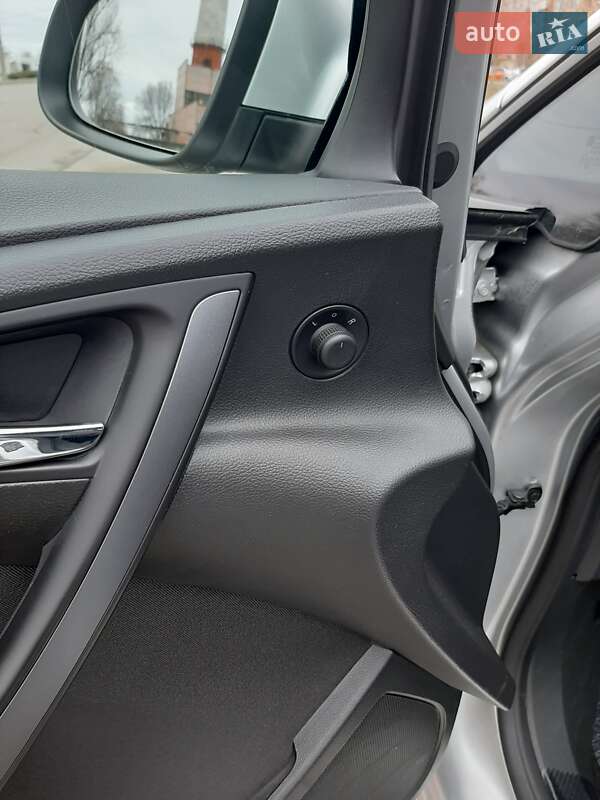 Седан Opel Astra 2019 в Запоріжжі