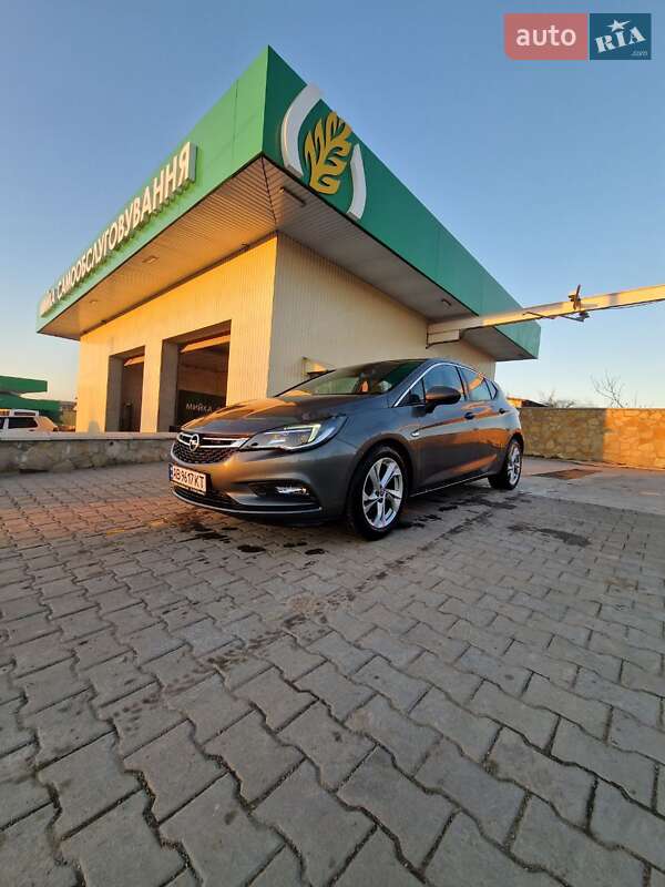 Хэтчбек Opel Astra 2019 в Черновцах
