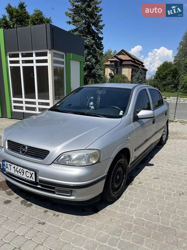 Седан Opel Astra 1998 в 
