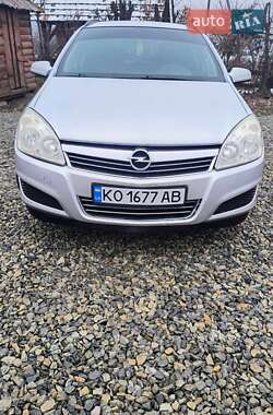 Универсал Opel Astra 2007 в 