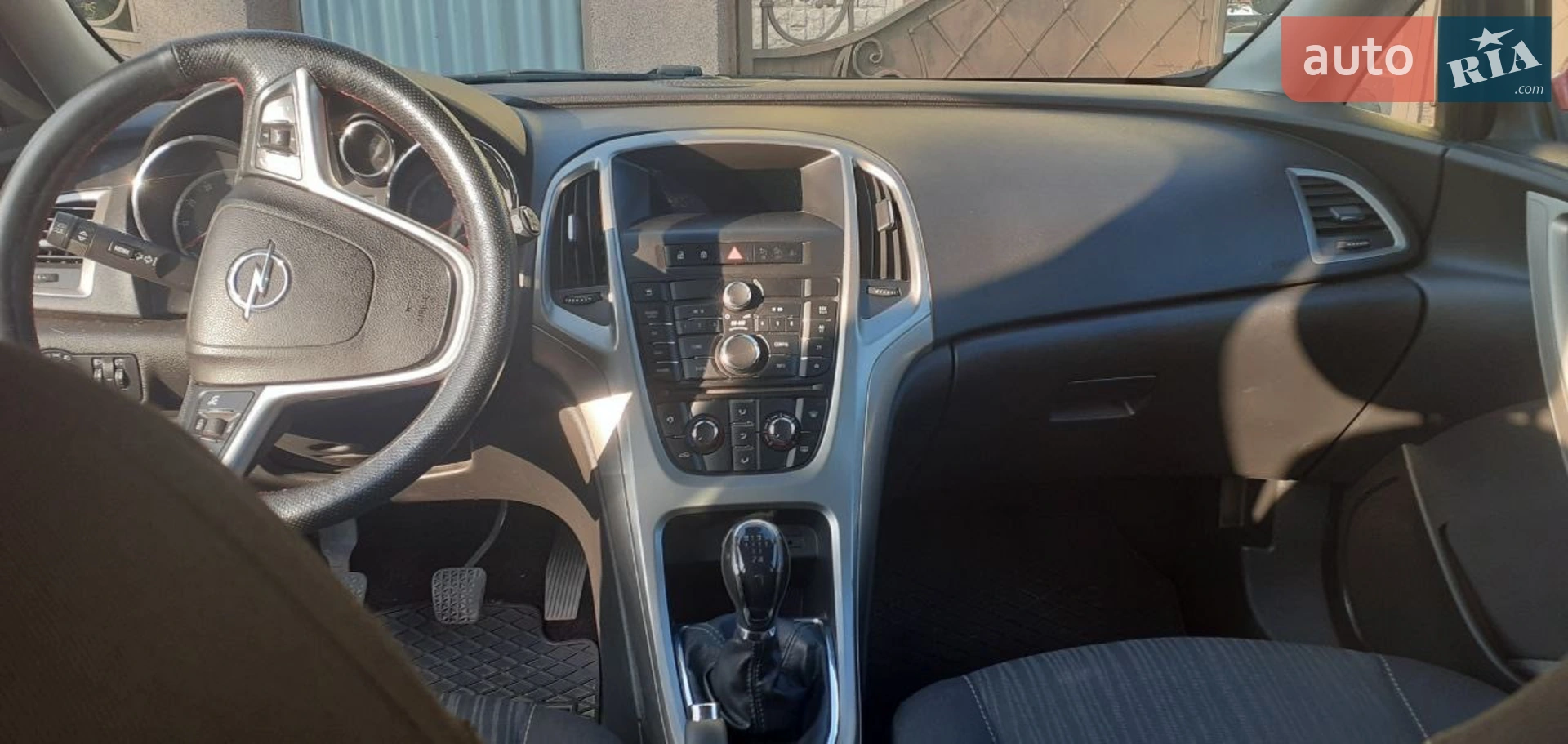 2010 Opel Astra - мініатюра 11