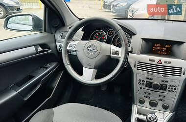 Универсал Opel Astra 2009 в Харькове