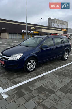 Універсал Opel Astra 2008 в Черкасах