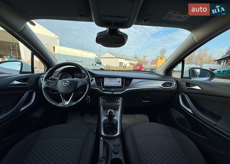 Универсал Opel Astra 2016 в Киеве