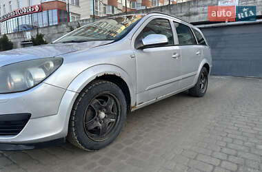 Універсал Opel Astra 2006 в Тернополі