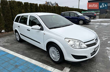 Универсал Opel Astra 2008 в Луцке