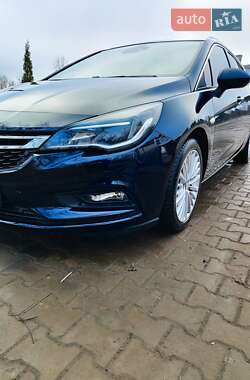 Универсал Opel Astra 2018 в 
