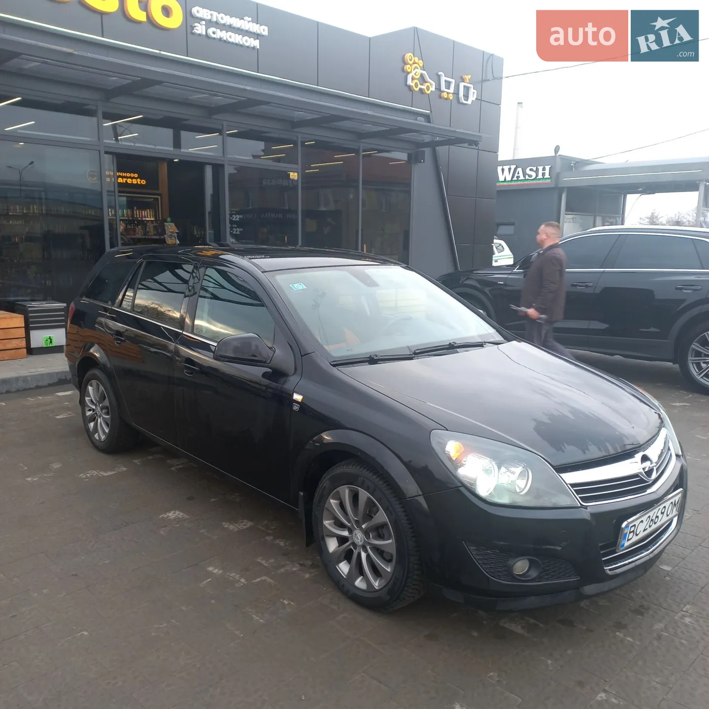 2010 Opel Astra - фото 1