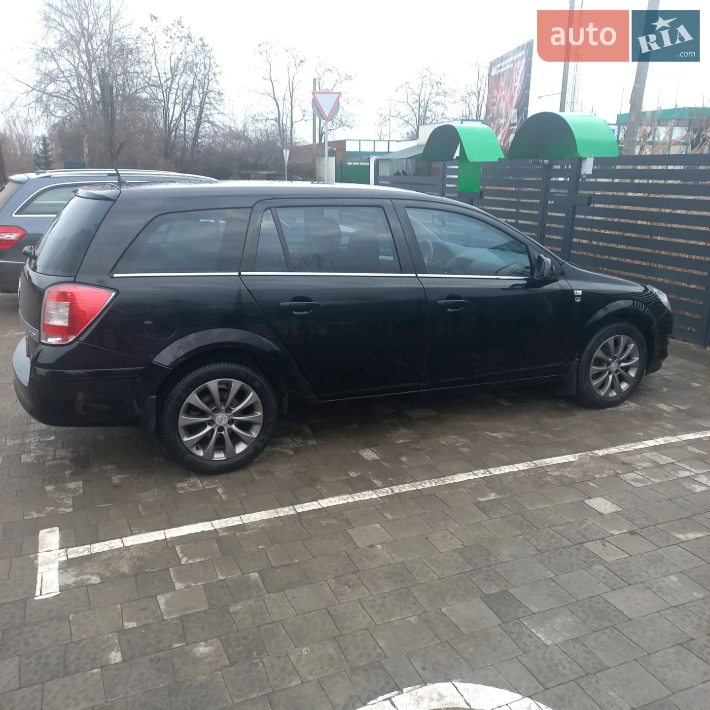 2010 Opel Astra - мініатюра 8
