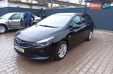 Универсал Opel Astra 2020 в 