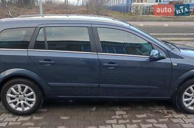 Універсал Opel Astra 2007 в Нововолинську