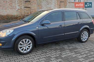 Універсал Opel Astra 2007 в Нововолинську