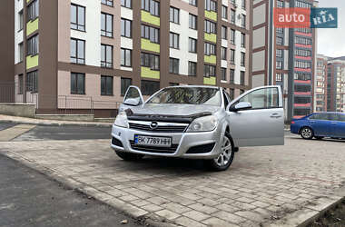 Универсал Opel Astra 2009 в Тернополе