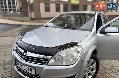 Универсал Opel Astra 2009 в Тернополе