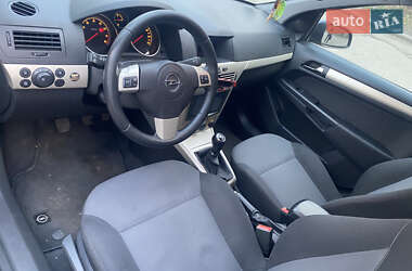 Универсал Opel Astra 2008 в 
