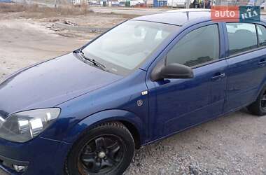 Хэтчбек Opel Astra 2006 в Киеве