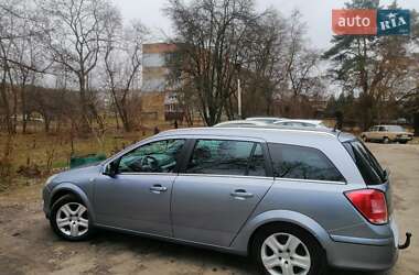 Универсал Opel Astra 2010 в Нежине