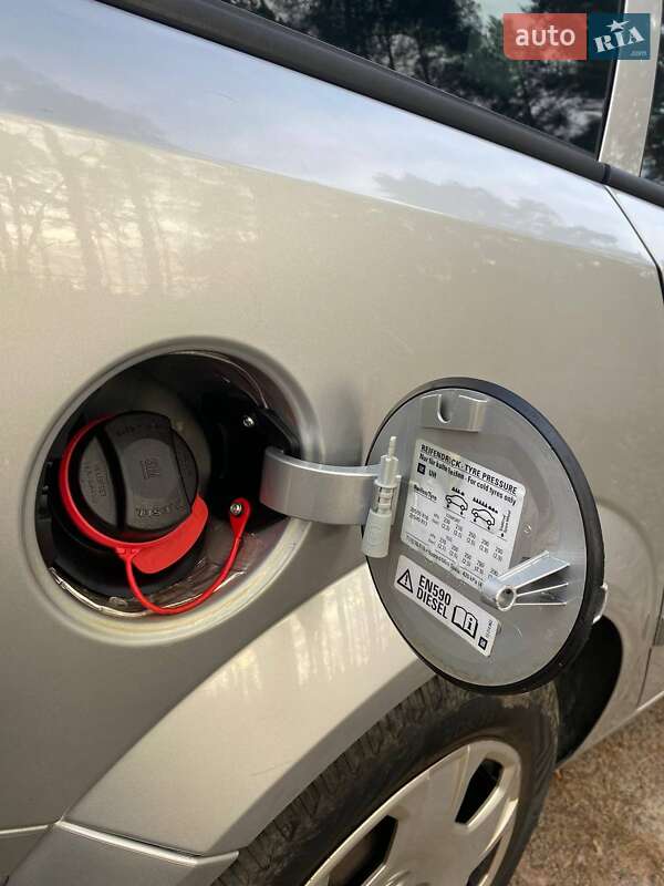 Универсал Opel Astra 2009 в Полтаве