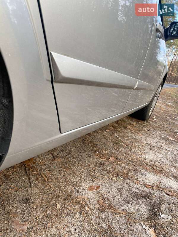 Универсал Opel Astra 2009 в Полтаве