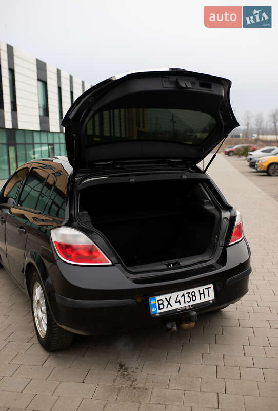 Хэтчбек Opel Astra 2006 в Хмельницком