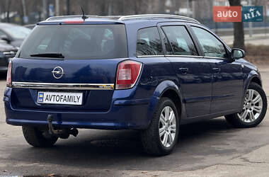 Універсал Opel Astra 2009 в Києві