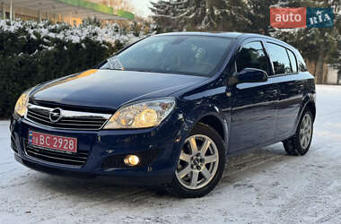 Хэтчбек Opel Astra 2009 в Умани