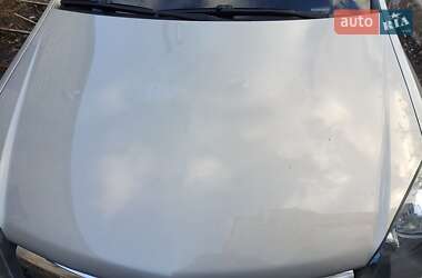 Универсал Opel Astra 2006 в 