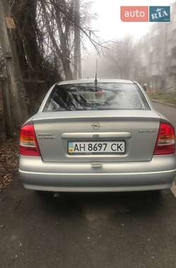 Седан Opel Astra 2007 в Покровську