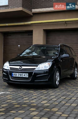 Універсал Opel Astra 2008 в Вінниці