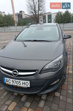 Универсал Opel Astra 2015 в Луцке