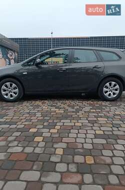 Универсал Opel Astra 2015 в Луцке