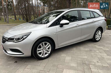 Универсал Opel Astra 2020 в Киеве