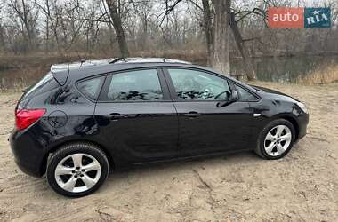 Хетчбек Opel Astra 2010 в Полтаві