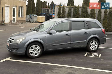 Универсал Opel Astra 2006 в 