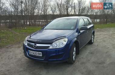 Универсал Opel Astra 2008 в Киеве