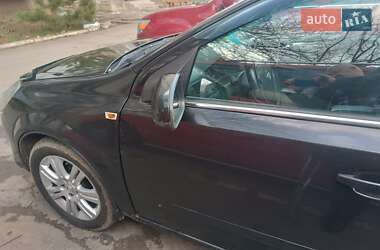 Универсал Opel Astra 2007 в 