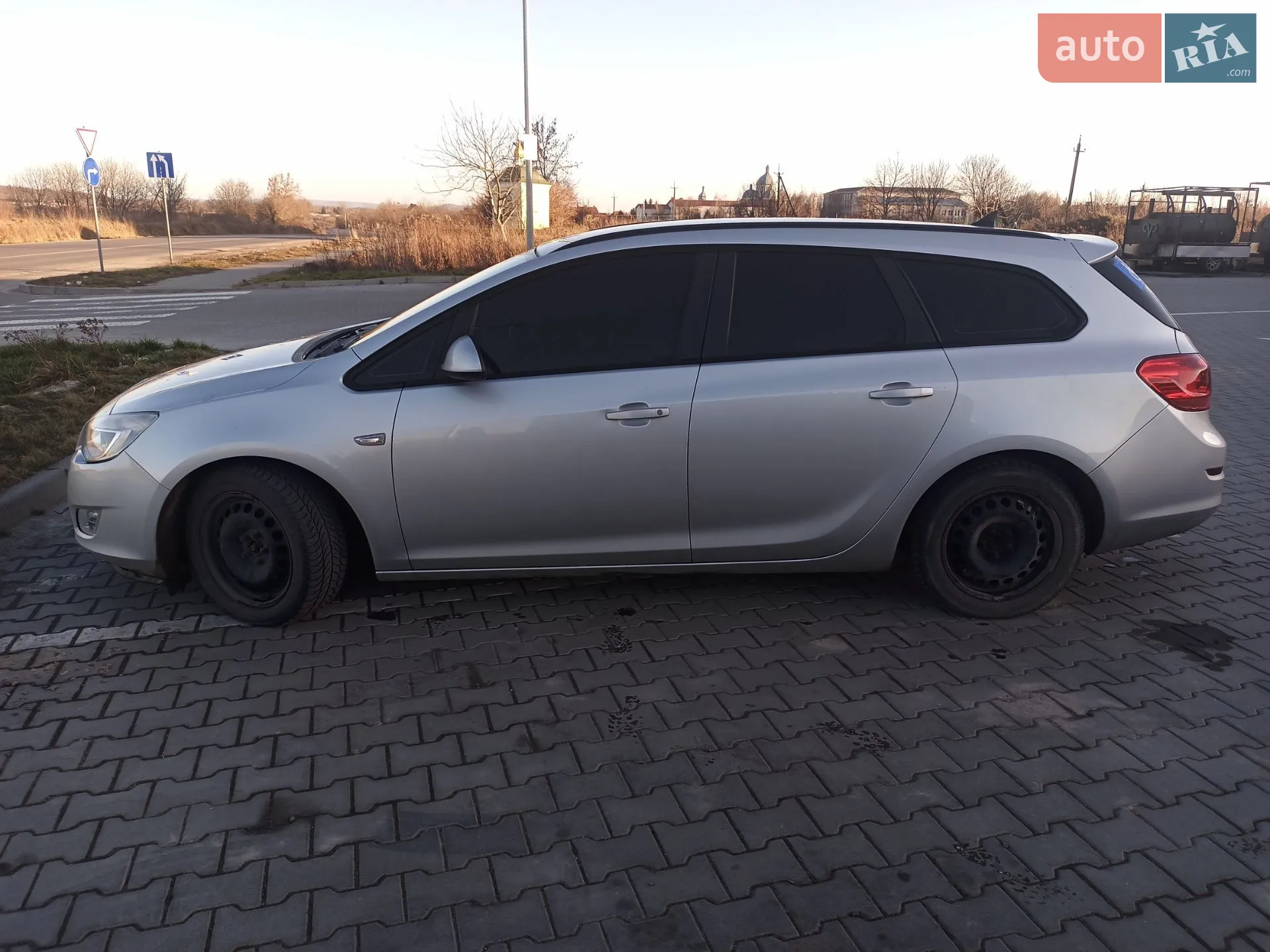 2011 Opel Astra - мініатюра 5